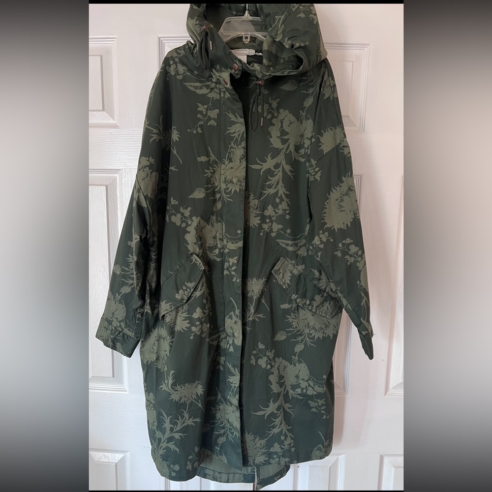 H&M Dark Green Floral Utility Jacket